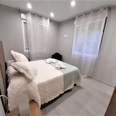 Apartment Coqueto Piso 2 Hab Zona Hospital Central-ov5099